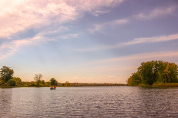 汽车显示abs和刹车灯一直亮是什么原因