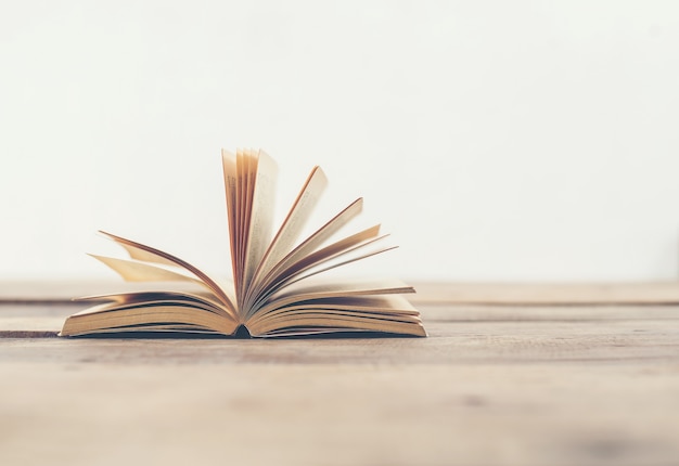 父亲的车能过户给儿子吗